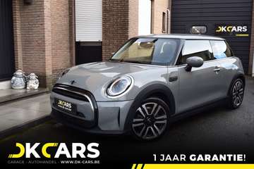 1.5i - NAVI / LED / CARPLAY / 1/2LEDER / 17" ALU