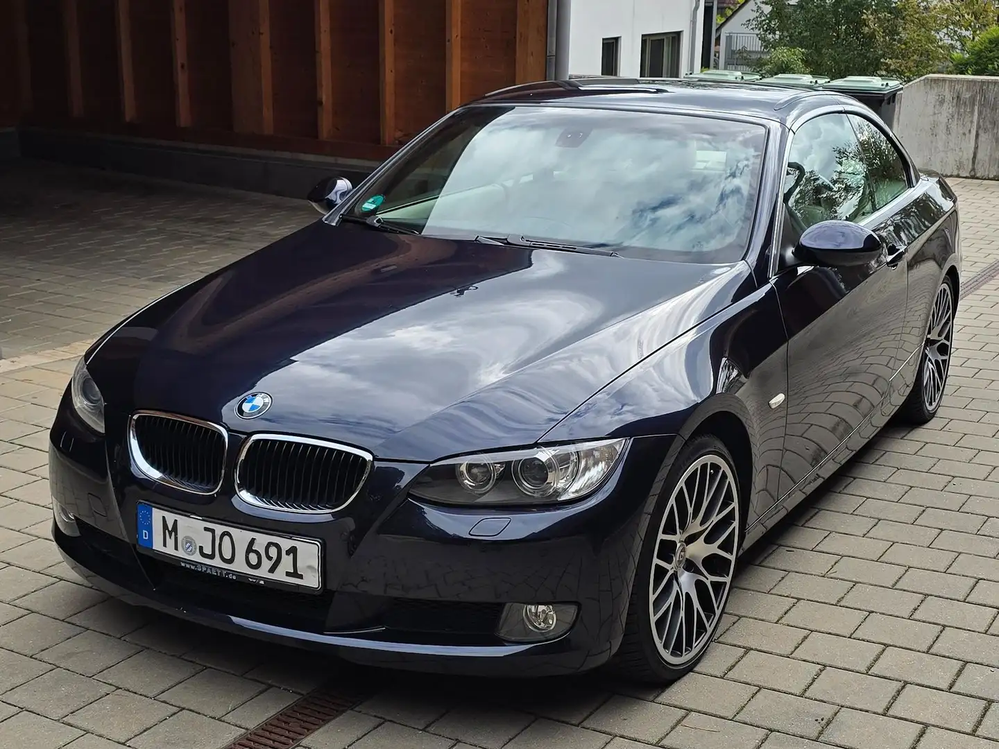 BMW 320 320i Cabrio Aut. - 2