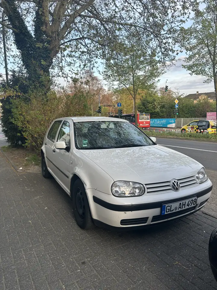 Volkswagen Golf 1.6 Automatik Edition, foto 2