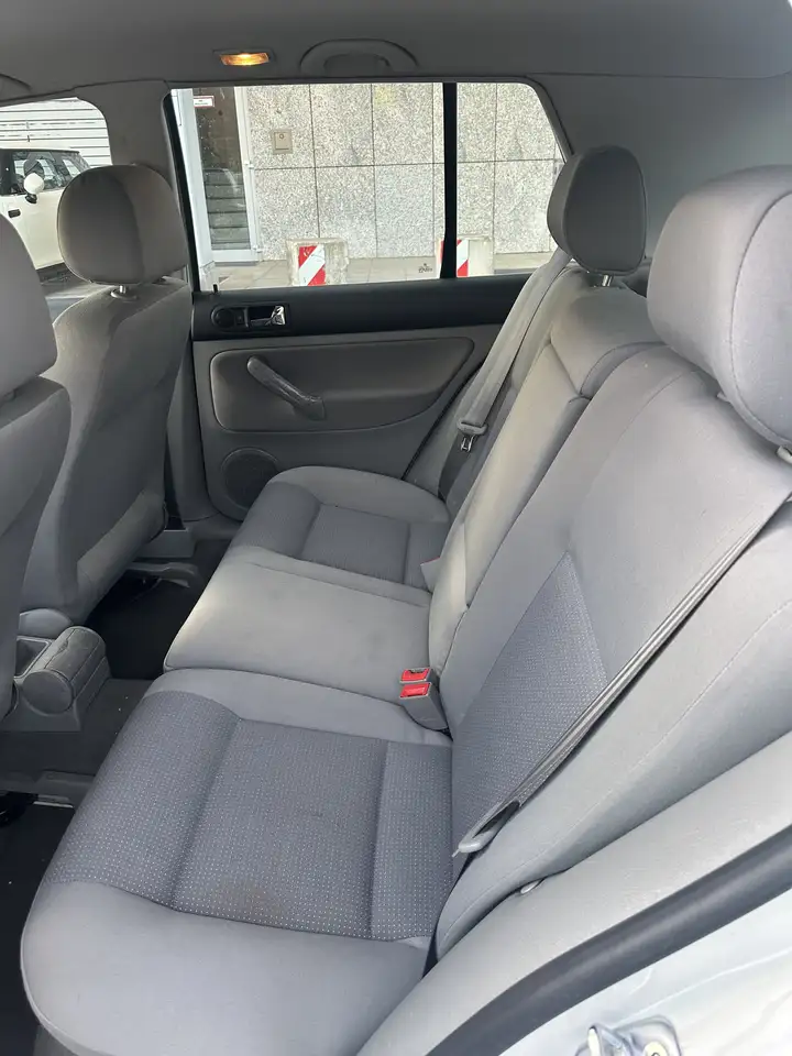 Volkswagen Golf 1.6 Automatik Edition, foto 4