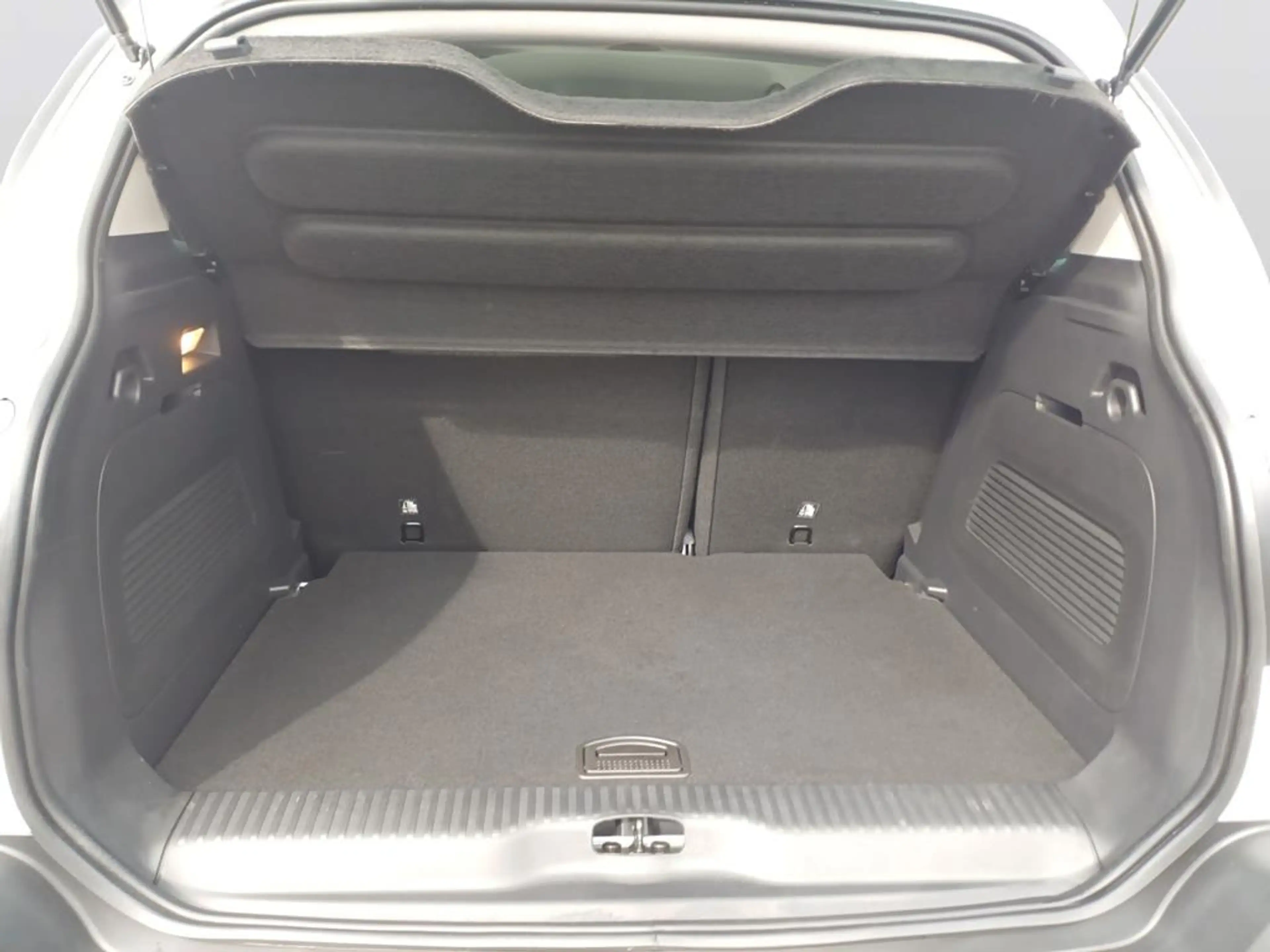 Citroen C3 Aircross PureTech 110 S&S Shine — photo 6