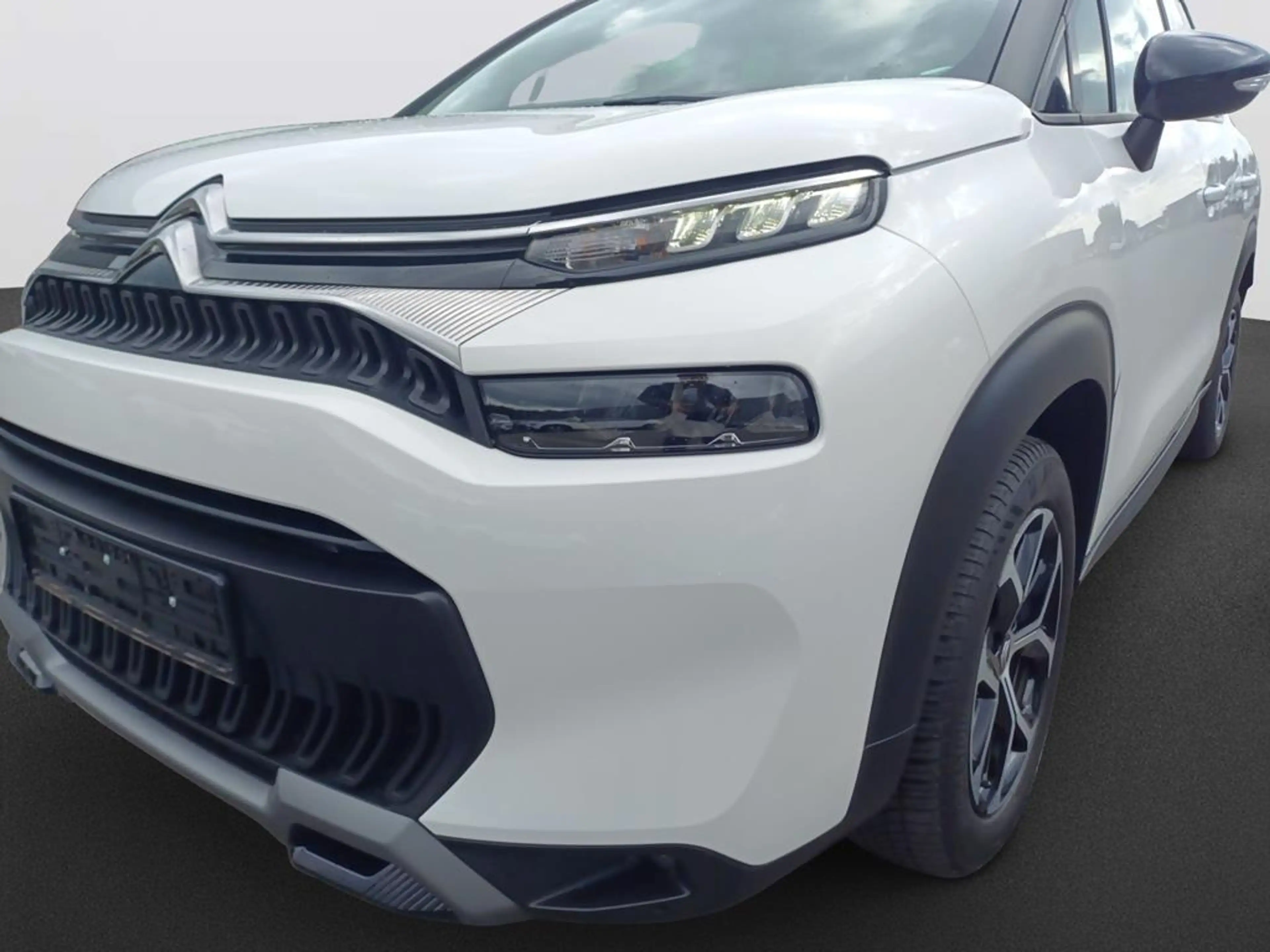 Citroen C3 Aircross PureTech 110 S&S Shine — photo 8