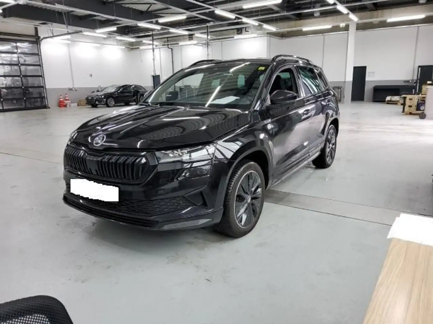 Skoda Karoq Sportline 1.5TSI LED*VIRTUAL*NAV*R-KAM*18" Schwarz - 2