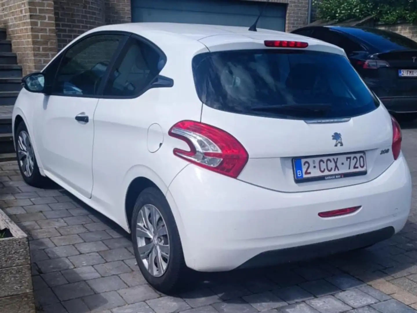 Peugeot 208 208 1.4 HDi Like - 2