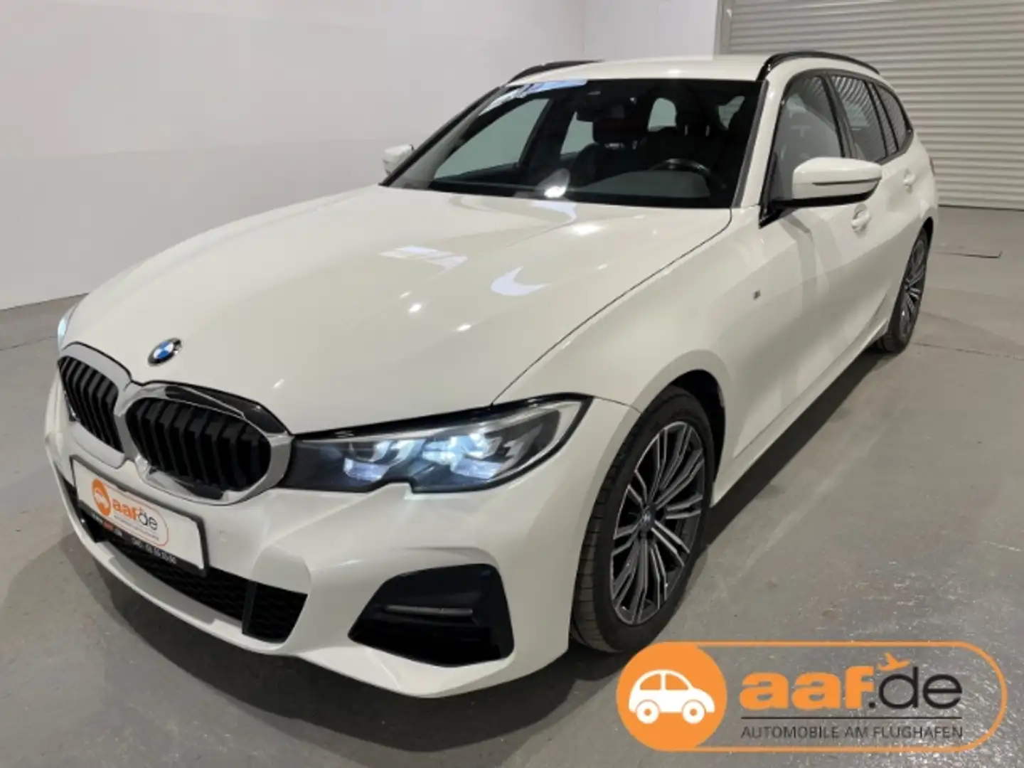 BMW 330 D Touring xDrive M Sport Automatik EU6d Weiß - 1
