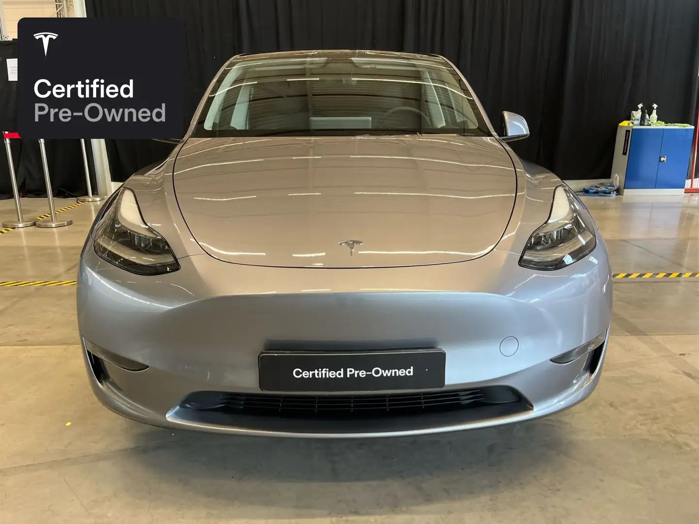Tesla Model Y Long Range AWD "Certified Pre-Owned" Zilver - 2