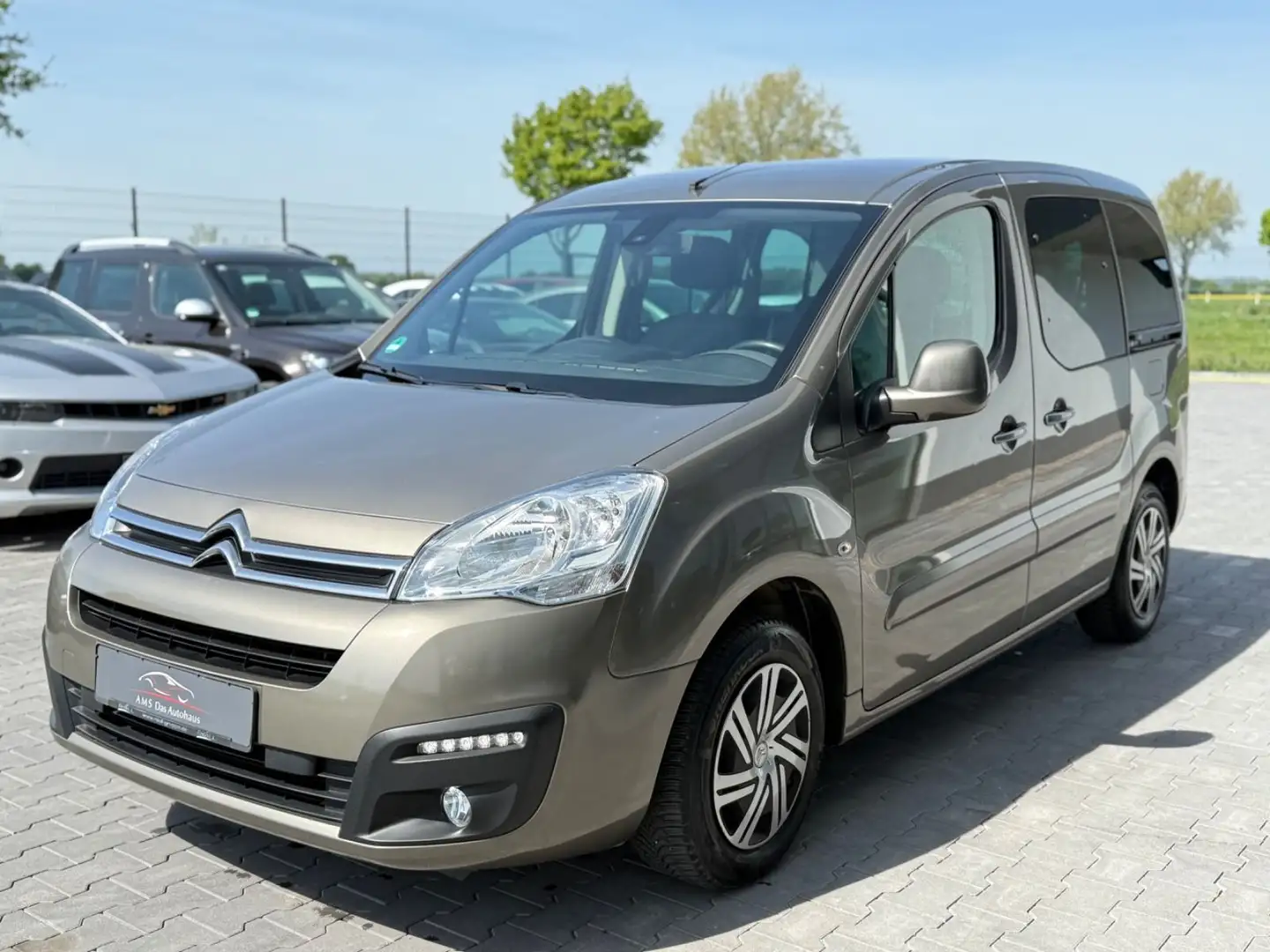 Citroen Berlingo 1.6  Blue-HDI Multispace Automa. Klima - 1
