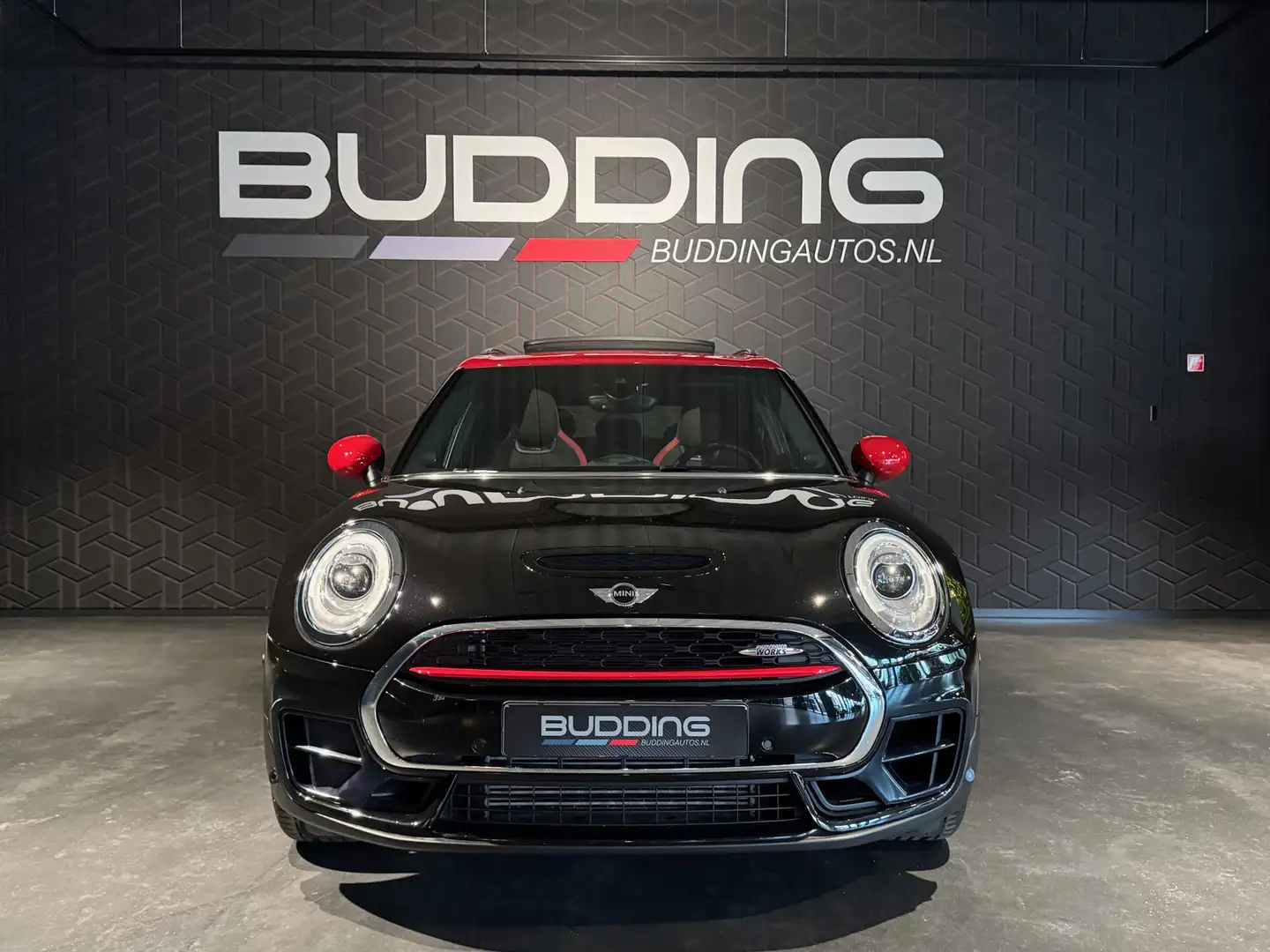 MINI John Cooper Works Clubman Mini 2.0 ALL4 Chili | Pano | Keyless Noir - 2