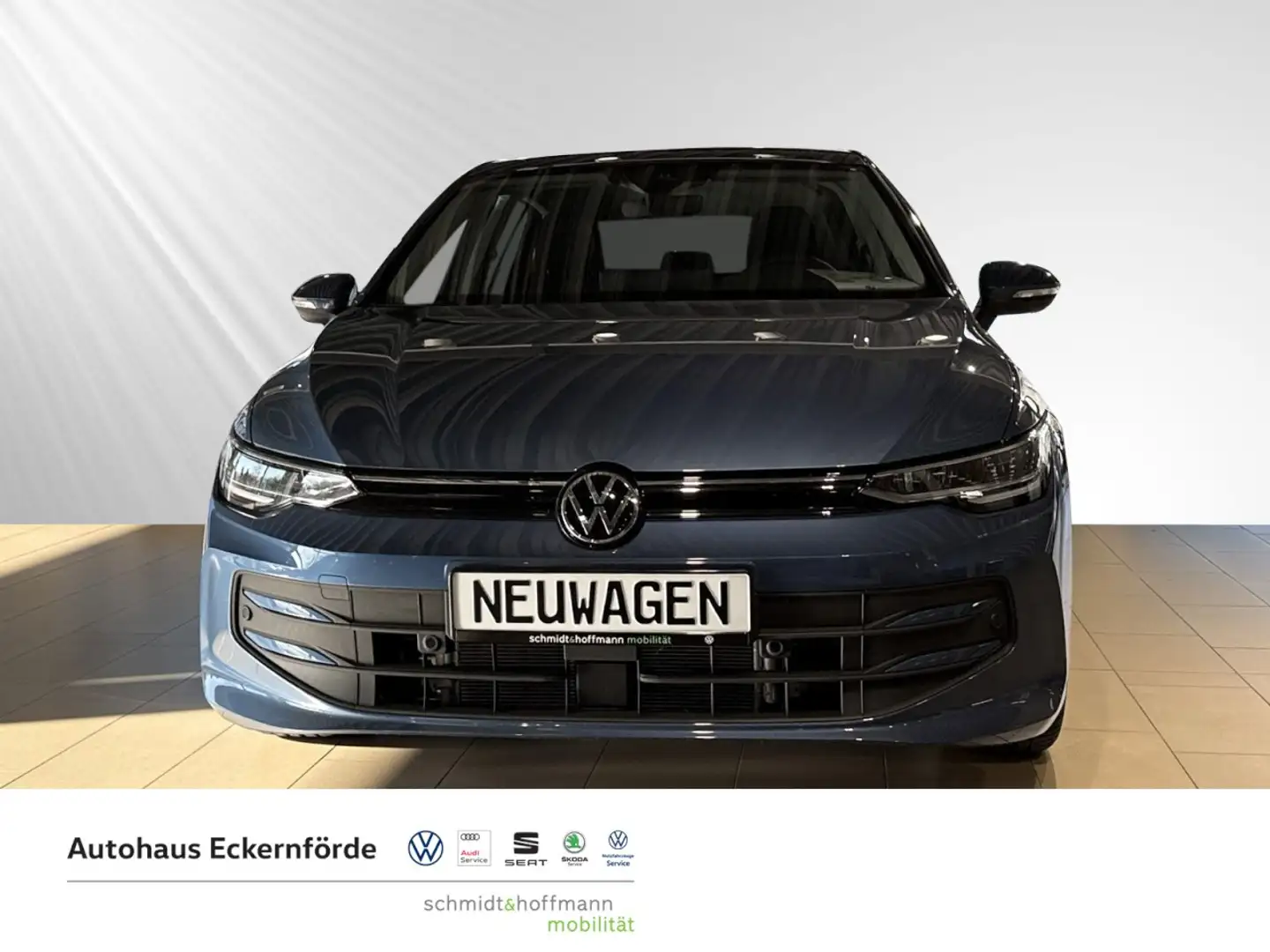 Volkswagen Golf VIII 1,5 Life Klima Einparkhilfe Panoramadach Bleu - 2
