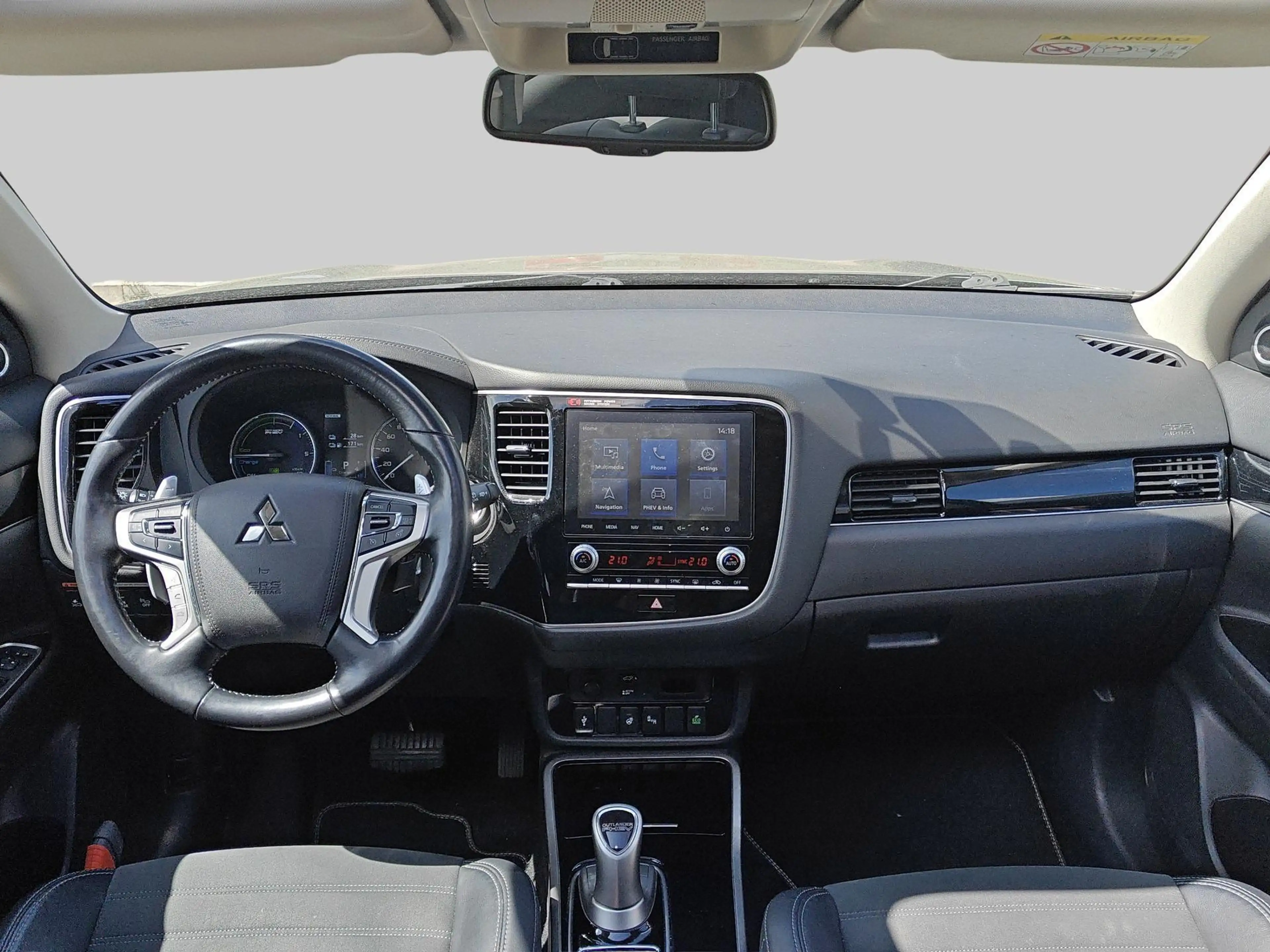 Mitsubishi Outlander 2.4 PHEV Intense+ | Achteruitrijcamera | Apple Car — photo 5