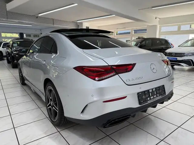 Mercedes-Benz Cla view 2