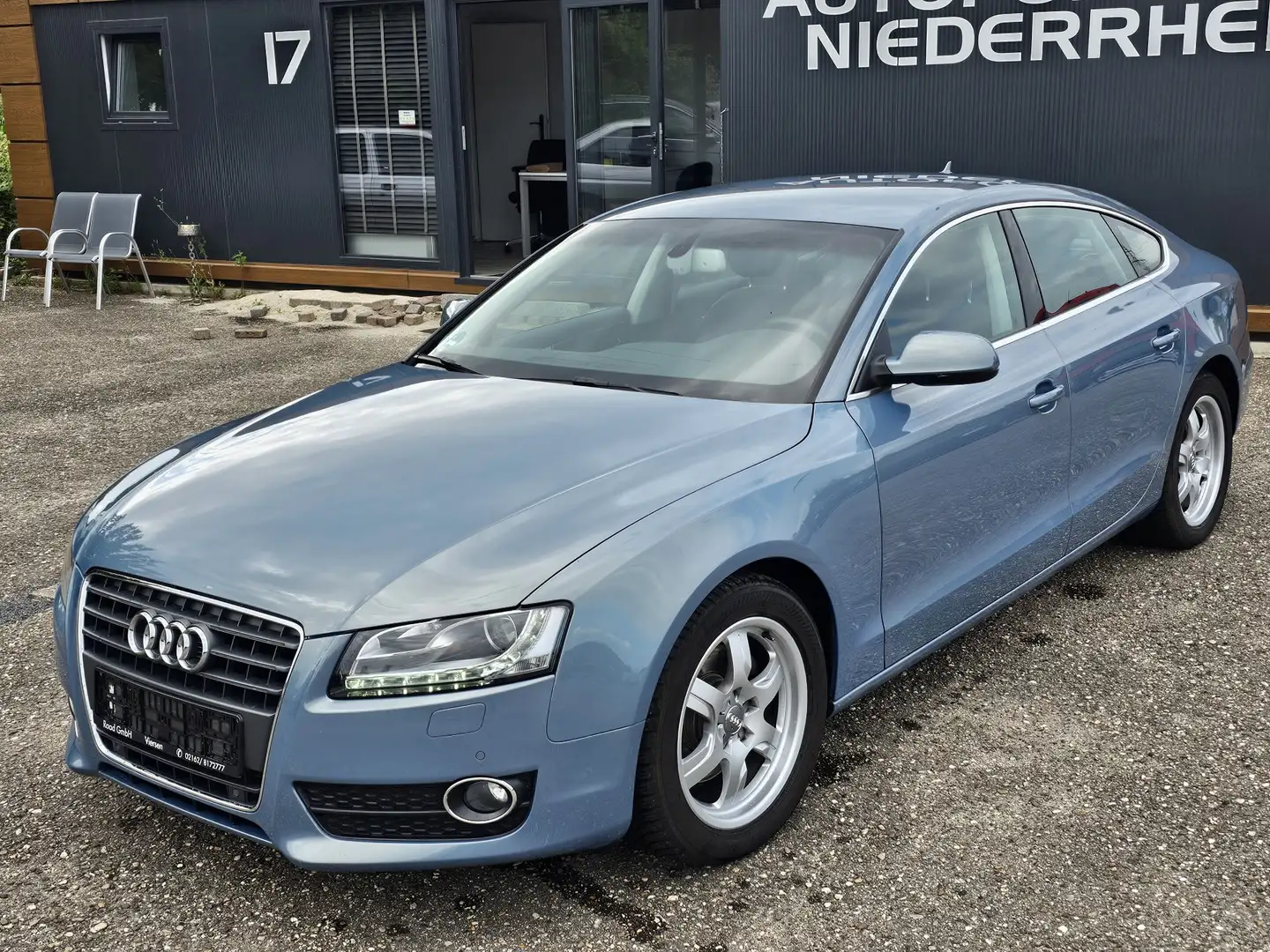 Audi A5 2.0 TFSI AUTOMATIK (132kW) TOP ZUSTAND** Синій - 2