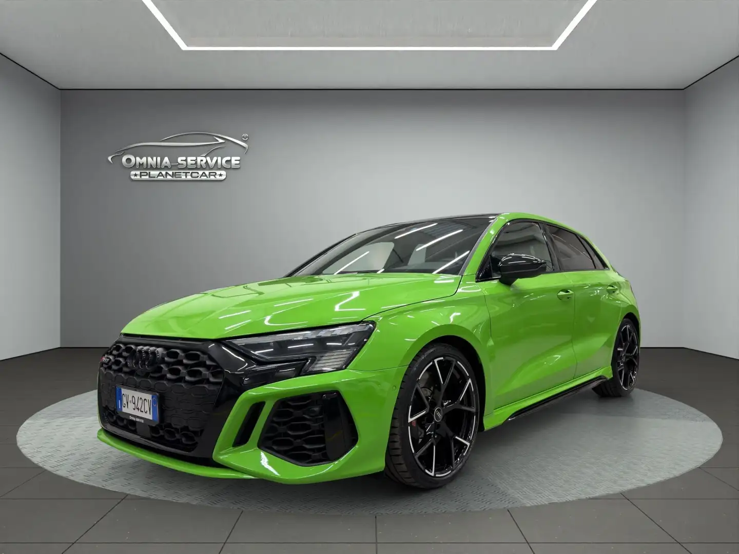 Audi A3 RS 3 SPB TFSI quattro S tronic Grün - 1