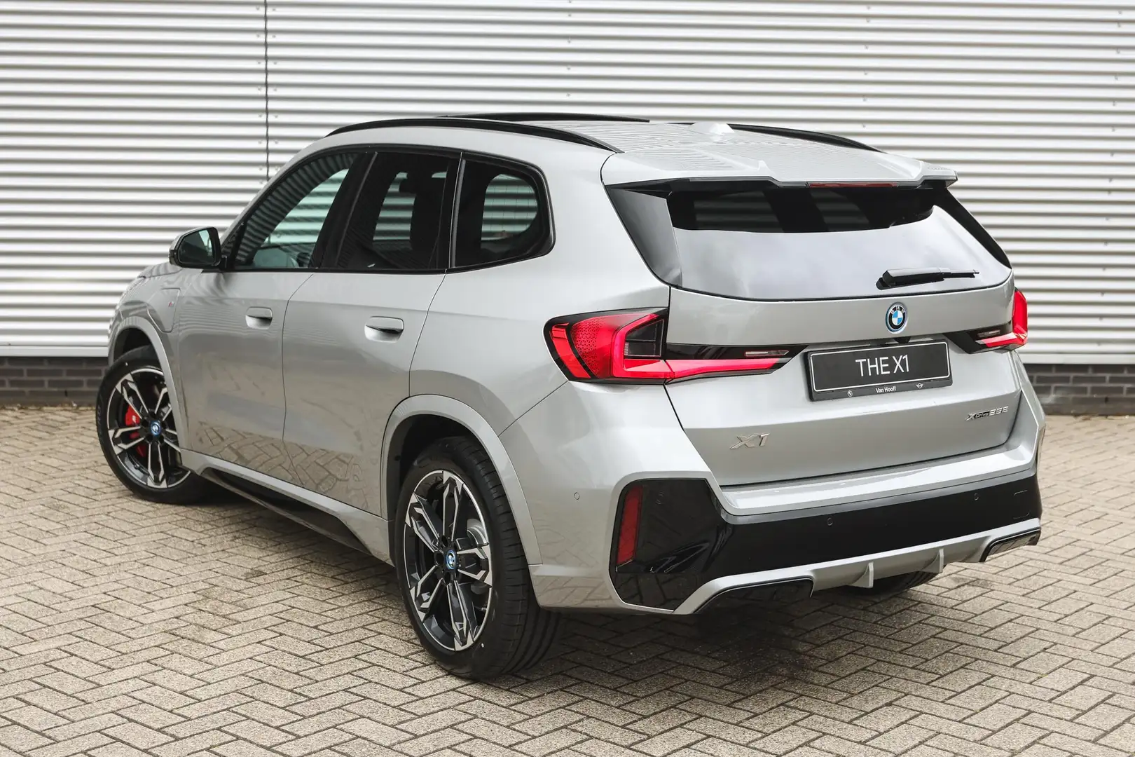 BMW X1 xDrive25e High Executive M Sport Automaat / Adapti srebrna - 2