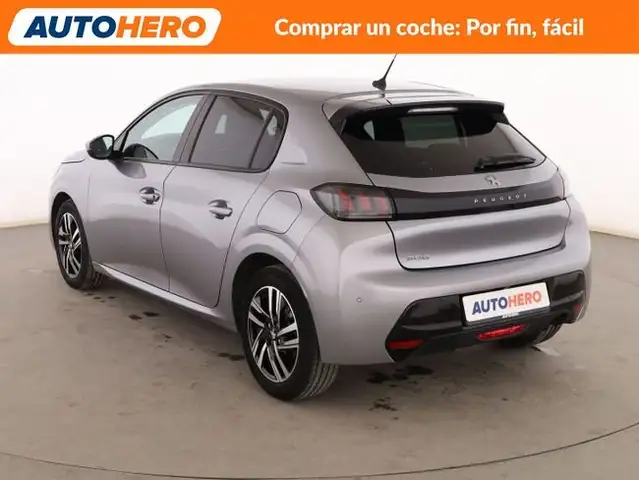 Peugeot 208 view 4