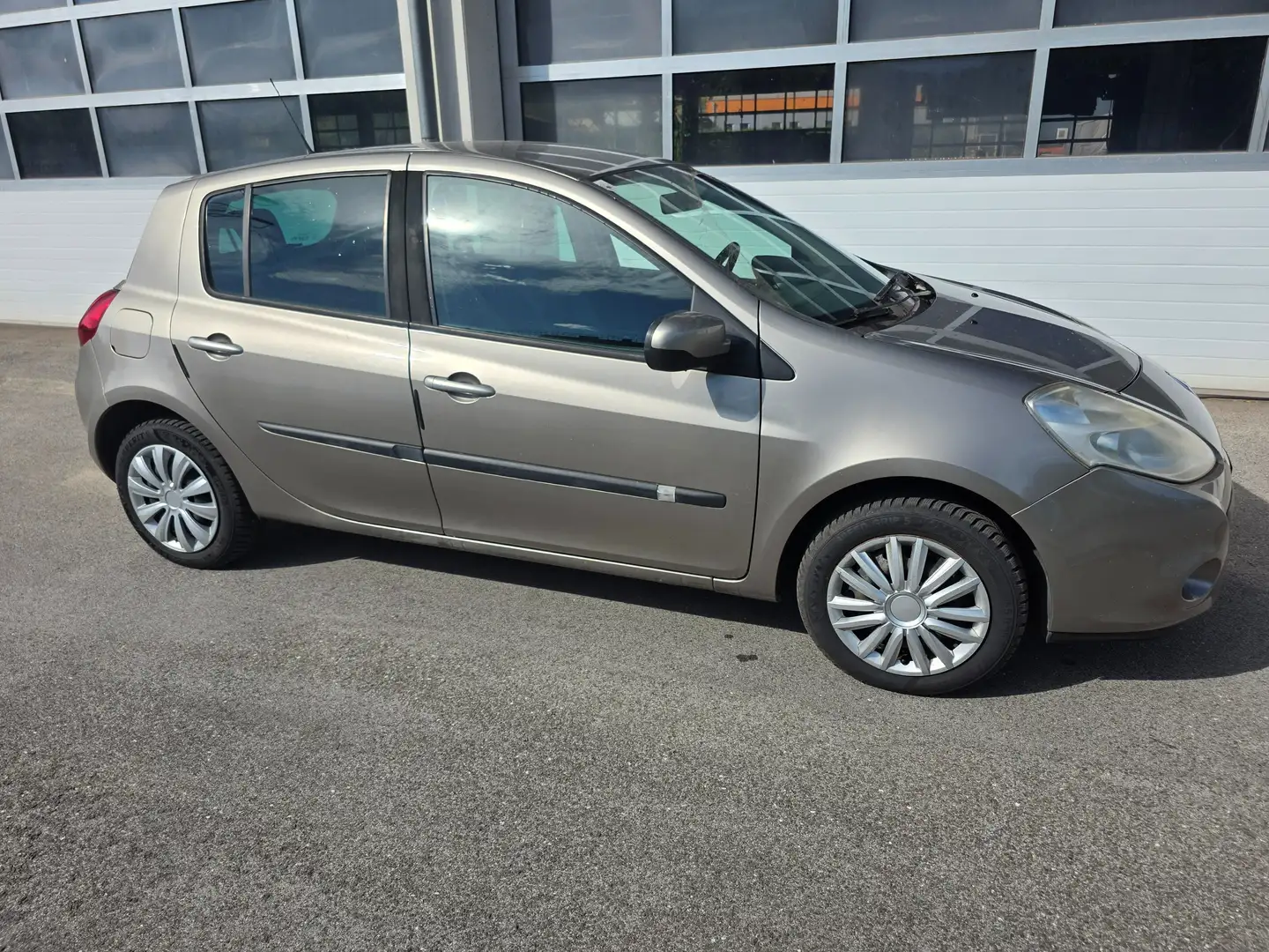 Renault Clio Clio Tonic 1,2 16V Tonic - 2