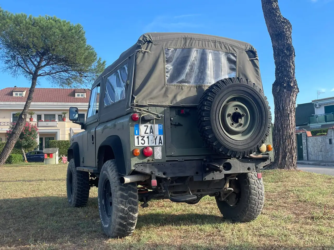 Land Rover Defender 90 2.5 td Hard Top, foto 2