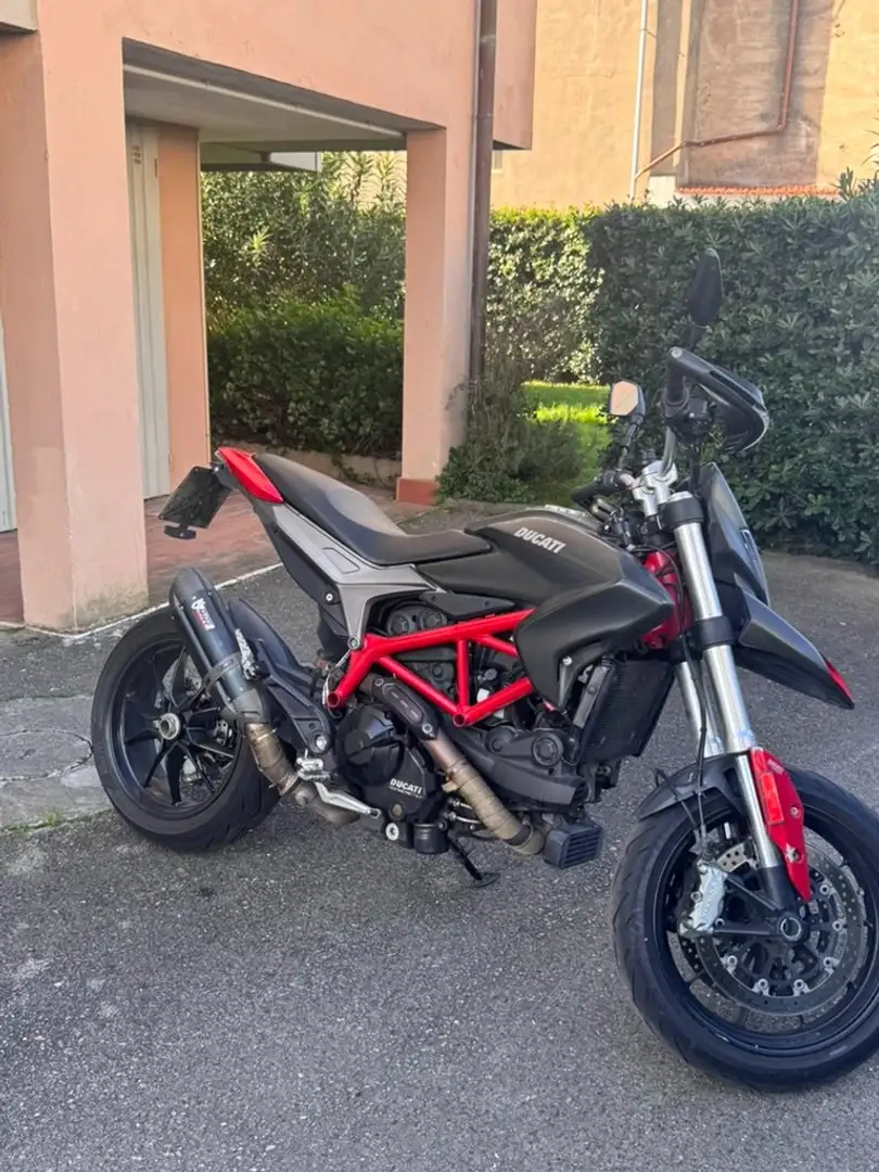 Ducati Hypermotard 939 Base Černá - 1