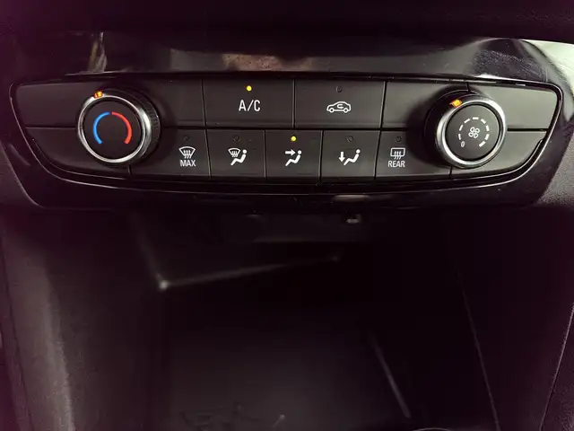 Opel Corsa view 12