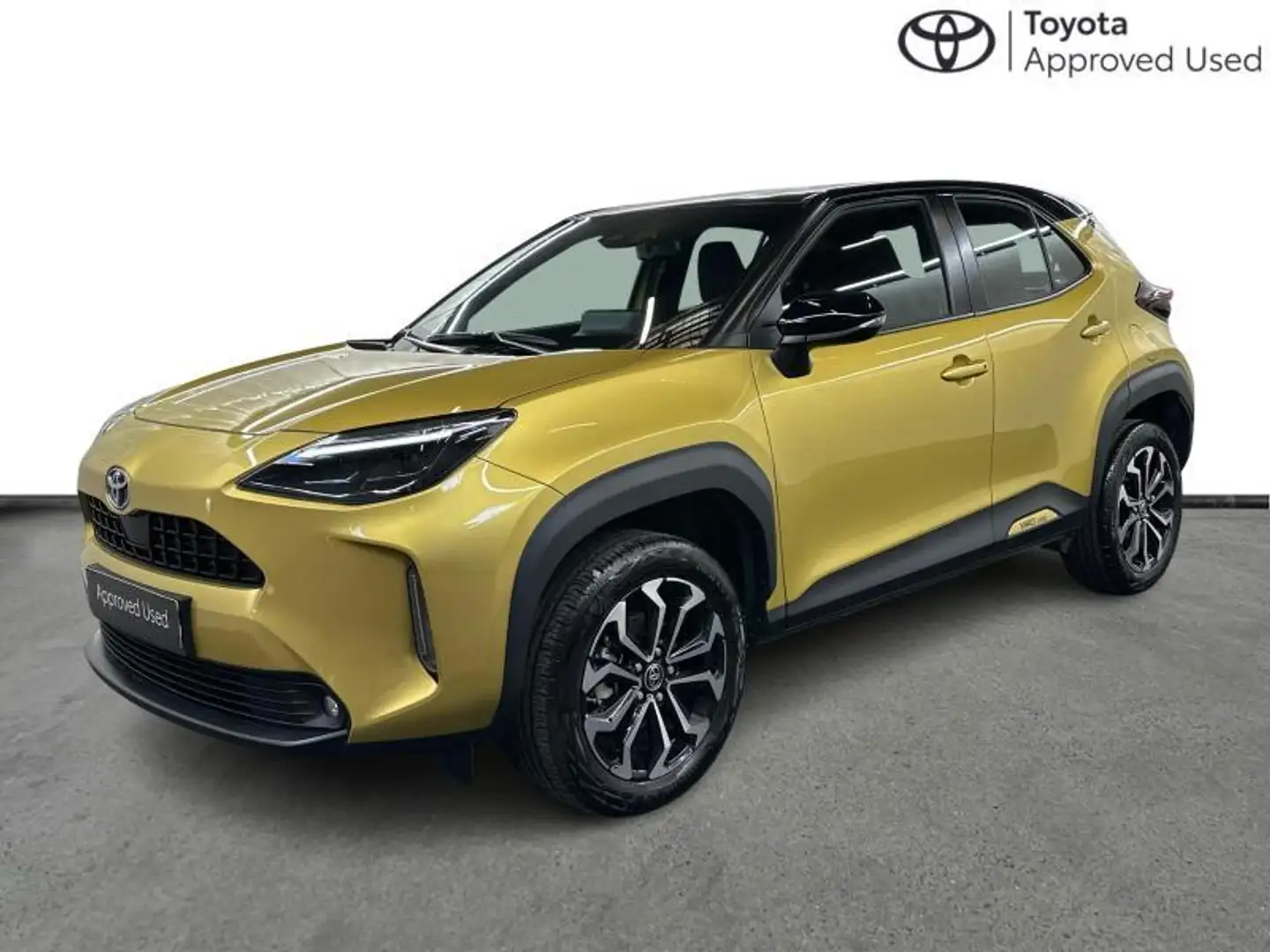Toyota Yaris Cross Dynamic Plus Bi-Tone Geel - 1