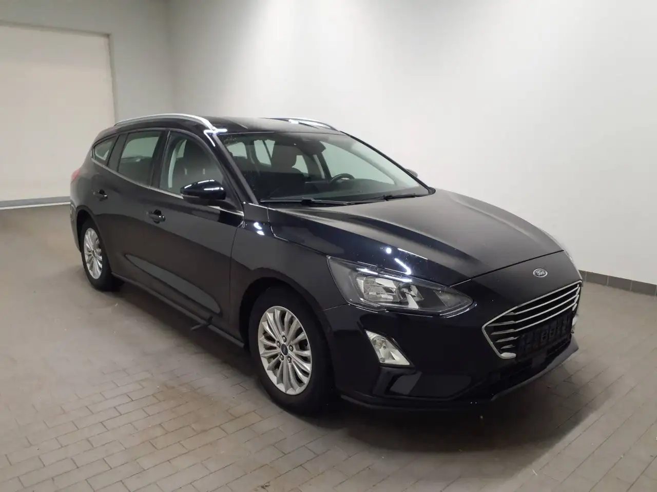 Ford Focus Titanium Winterpaket RFKA Totwinkel Asist Navi, миниатюра 3