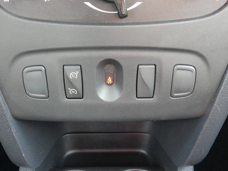 Dacia Sandero Stepway II 1.0 TCE Prestige Navi PDC USB — photo 15