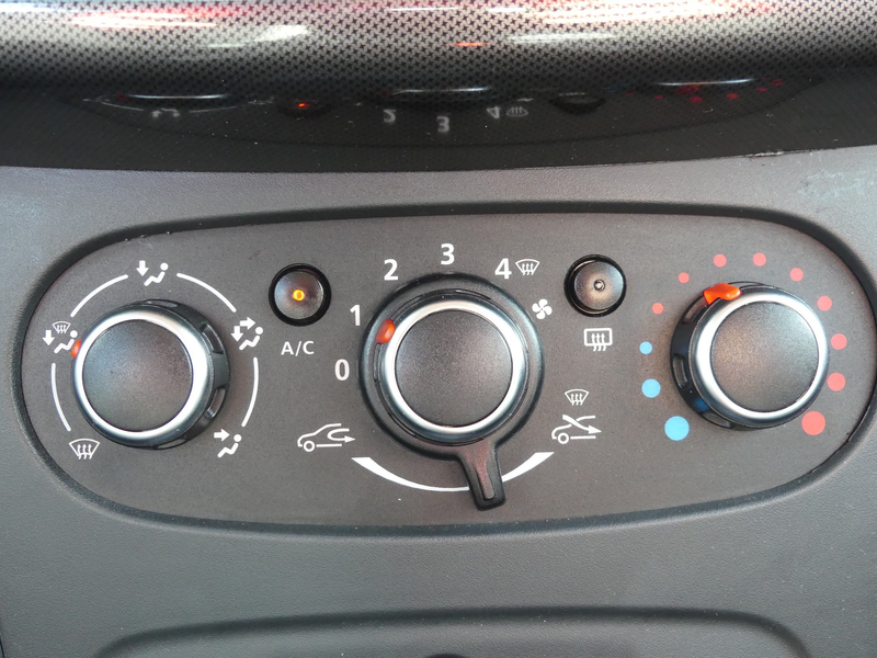 Dacia Sandero Stepway II 1.0 TCE Prestige Navi PDC USB — photo 14