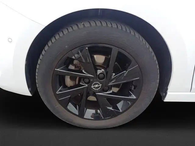 Opel Corsa view 8