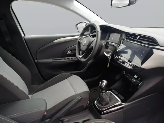 Opel Corsa view 11