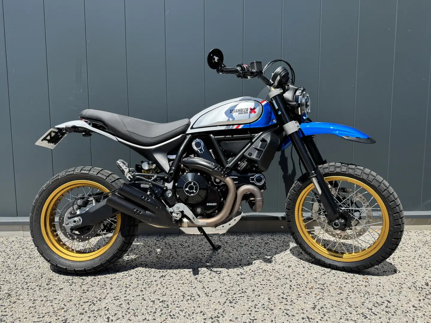 Ducati Scrambler - 1