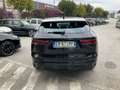 Jaguar F-Pace F-Pace 2.0d i4 mhev R-Dynamic Black awd 163cv auto Noir - thumbnail 4