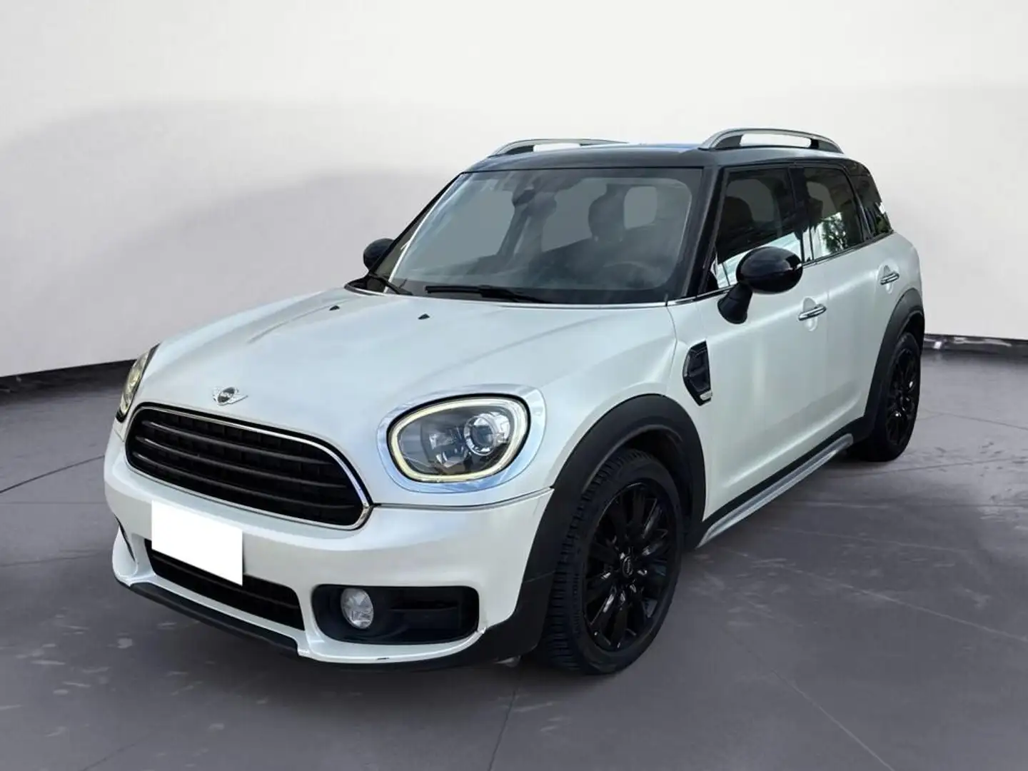 MINI Cooper D Countryman 2.0 TwinPower Turbo Cooper D Hype Steptronic Blanc - 1