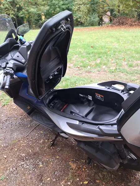 Honda Forza 125 - foto 4