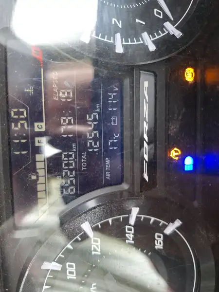 Honda Forza 125 - foto 3