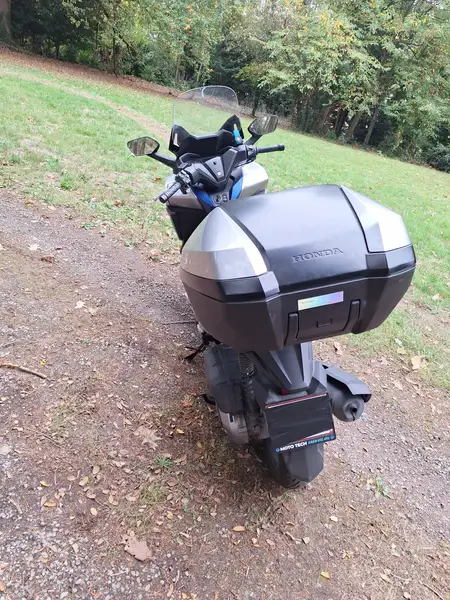 Honda Forza 125 - foto 8