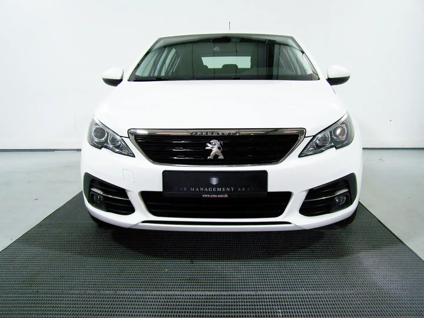 Peugeot 308 1.2 PureTech 130 Active Pack aut CARPL+NAVI Weiß - 2