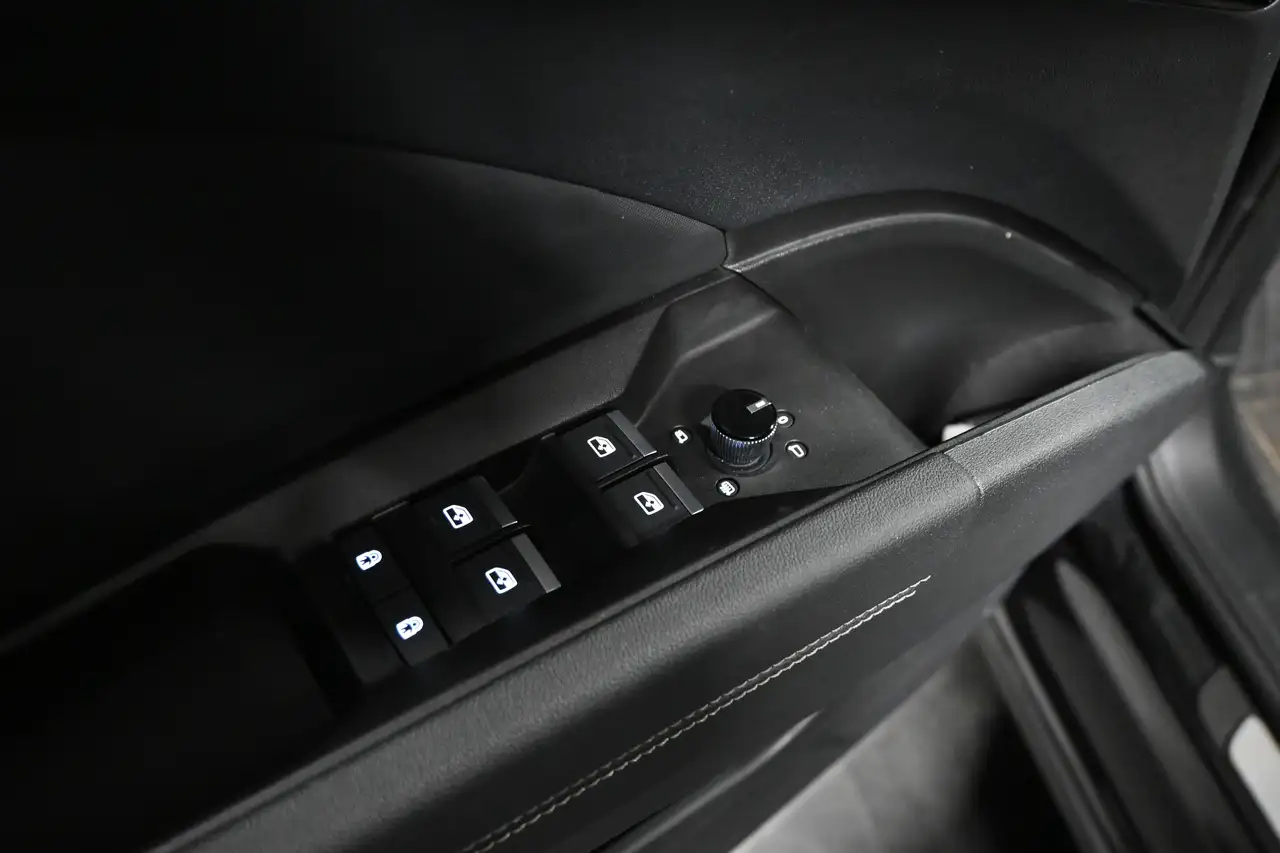 Audi Q4 e-tron снимка Audi Q4 e-tron