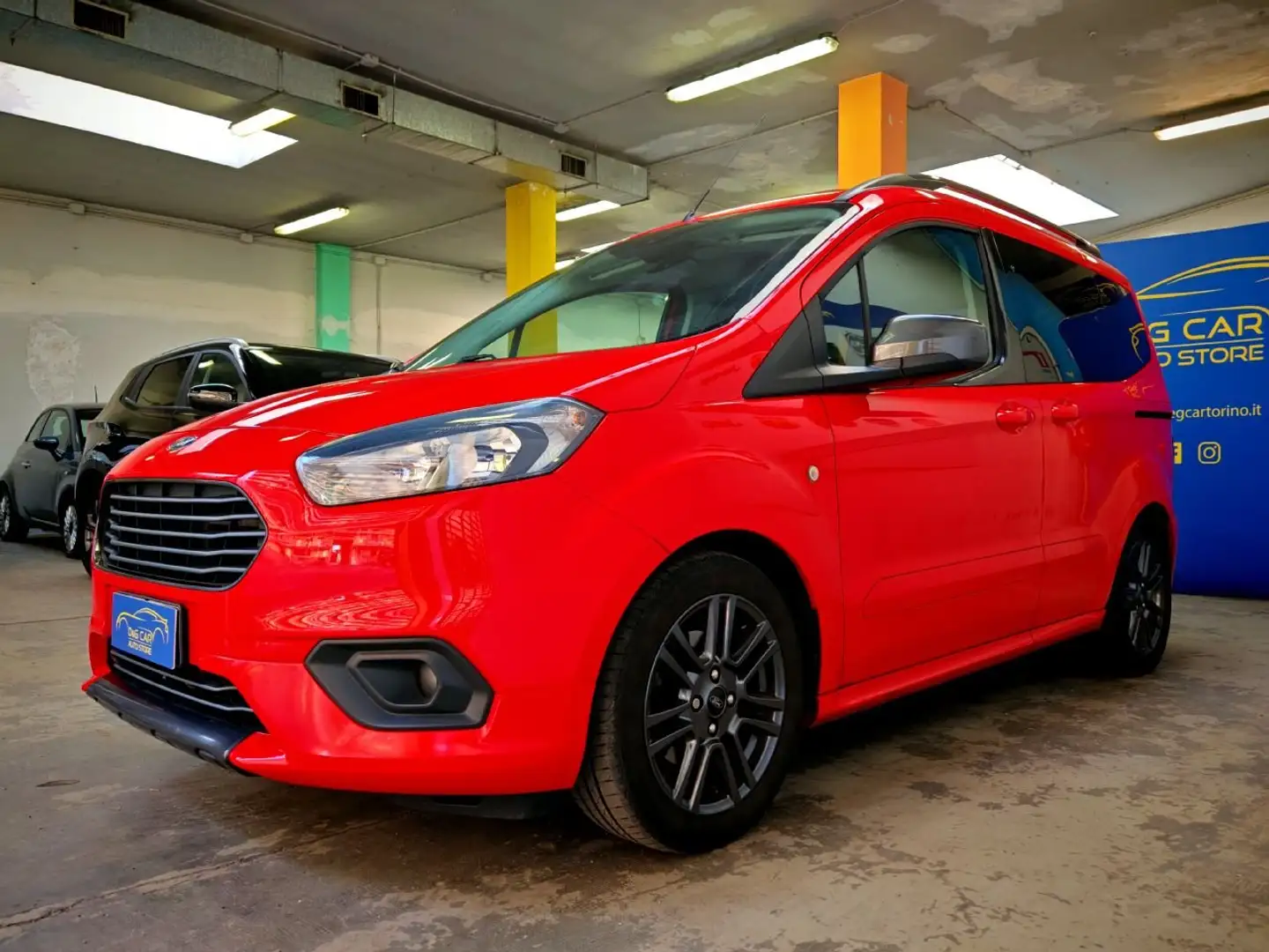 Ford Tourneo Courier Sport 1.0 EcoBoost Rot - 2