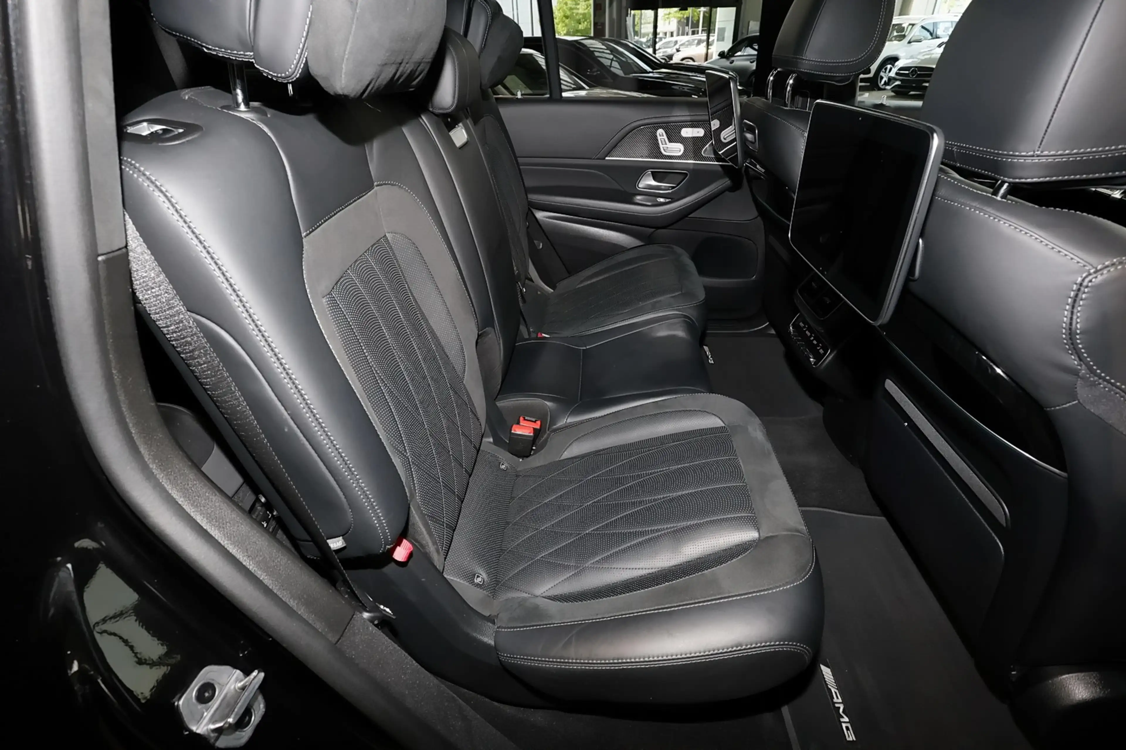 Mercedes-Benz GLS 63 AMG 4M+ Night+360°+Pano+HUD+M-LED+Burmest — photo 8