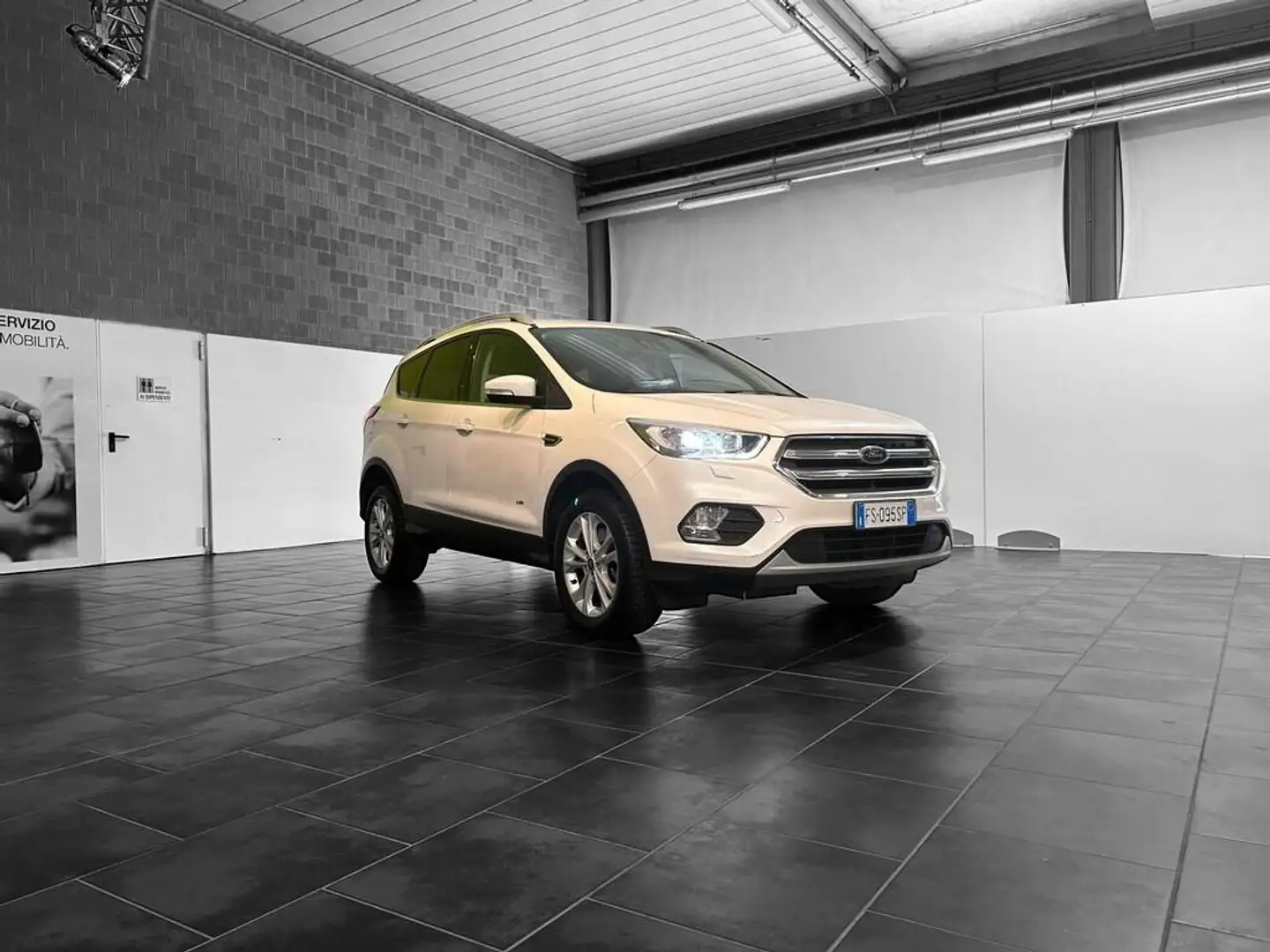 Ford Kuga 2.0 tdci Titanium s&s awd 150cv powershift my18 - 1