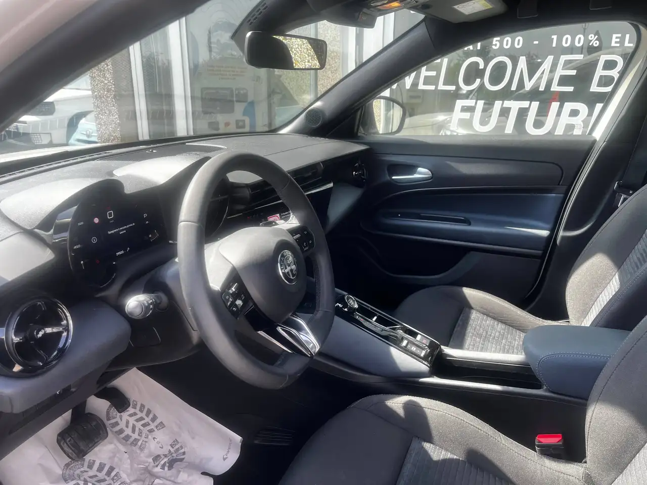 Alfa Romeo Junior 2024
