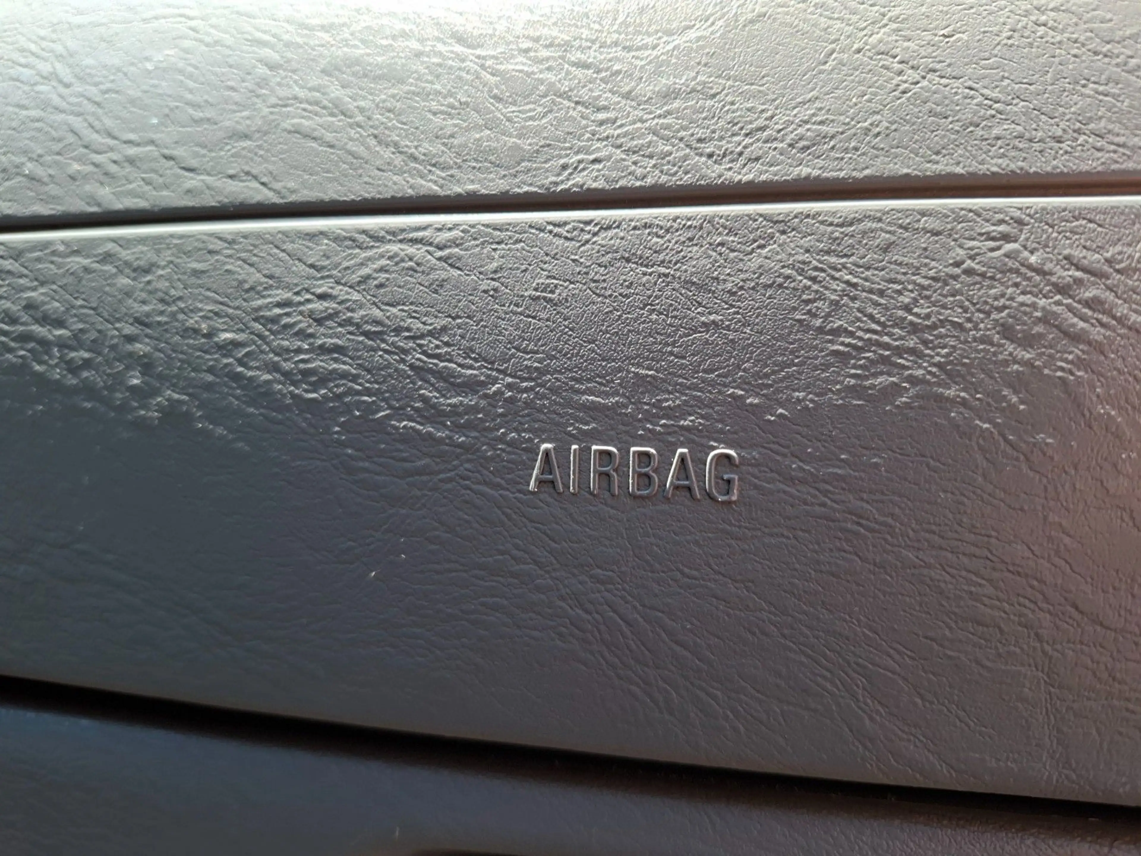 Opel Vivaro Mixto 6 Sitzer Klima AHK 9 Sitzer möglich — photo 13