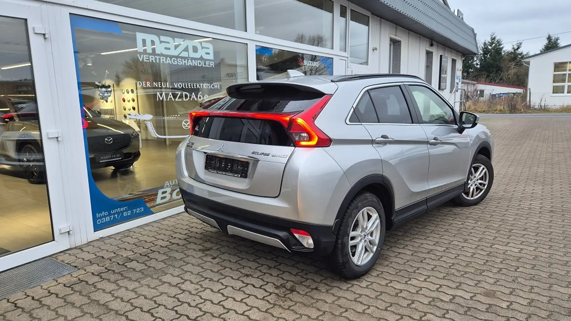 Mitsubishi Eclipse Cross 1.5 T-MIVEC Diamant Edition 2WD Silber - 2