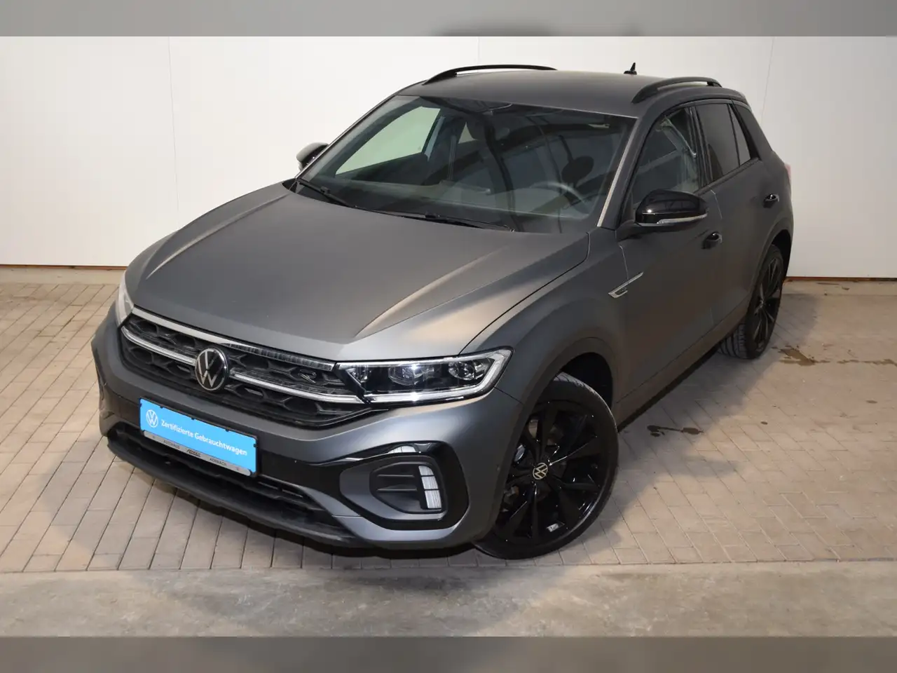 Volkswagen T-Roc TSI R-Line DSG AHK - Navi Pro - RearView 2