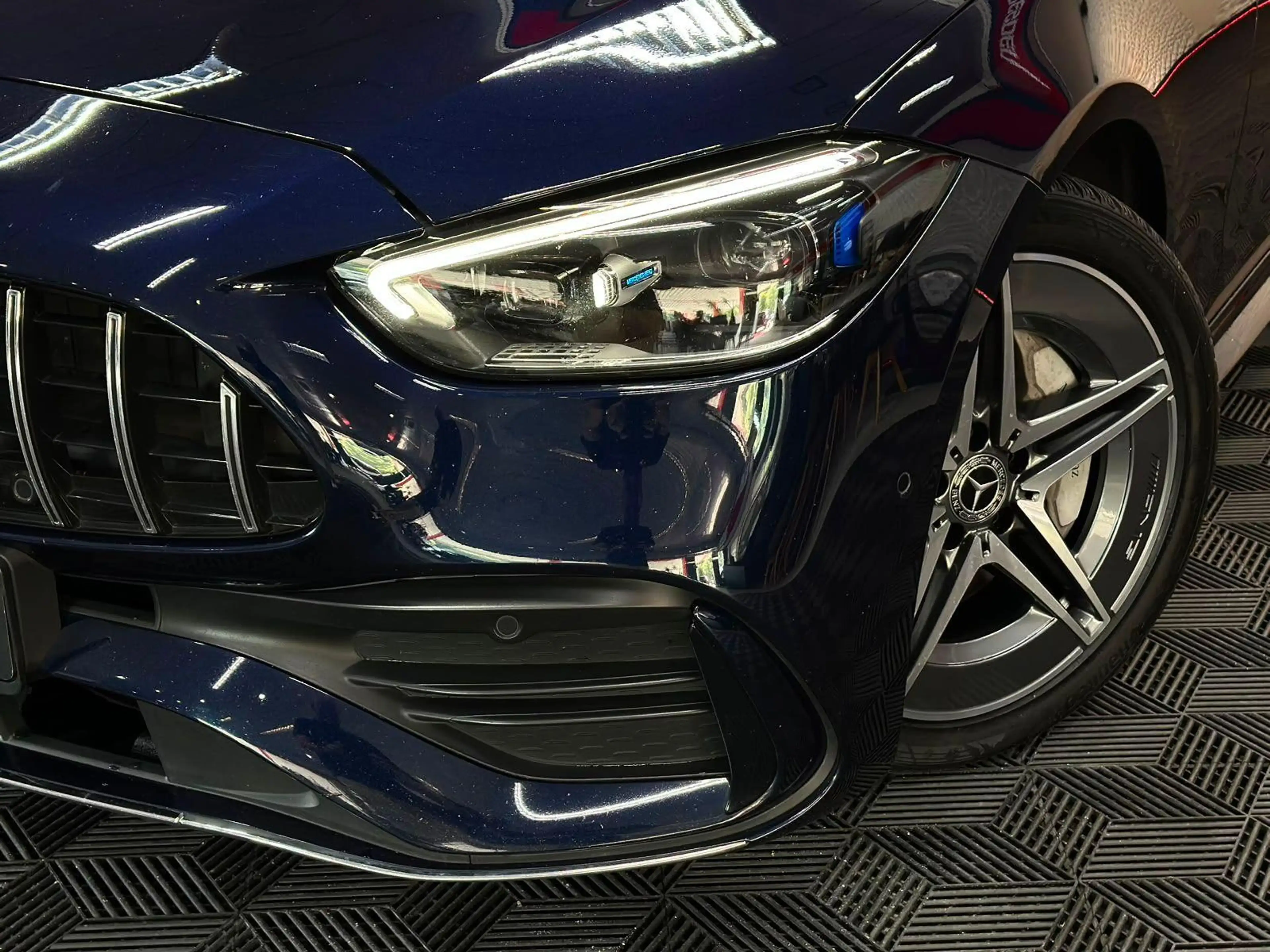 Mercedes-Benz C 300 C300d AMG DISTR#SPUR#HUD#PANO#MEMO#360#SHZ#AHK — photo 9
