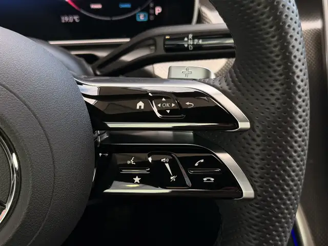 Mercedes-Benz Cle view 26