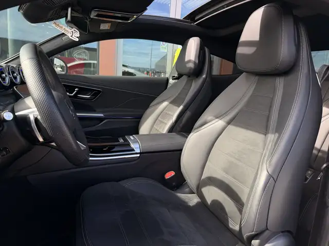 Mercedes-Benz Cle view 5