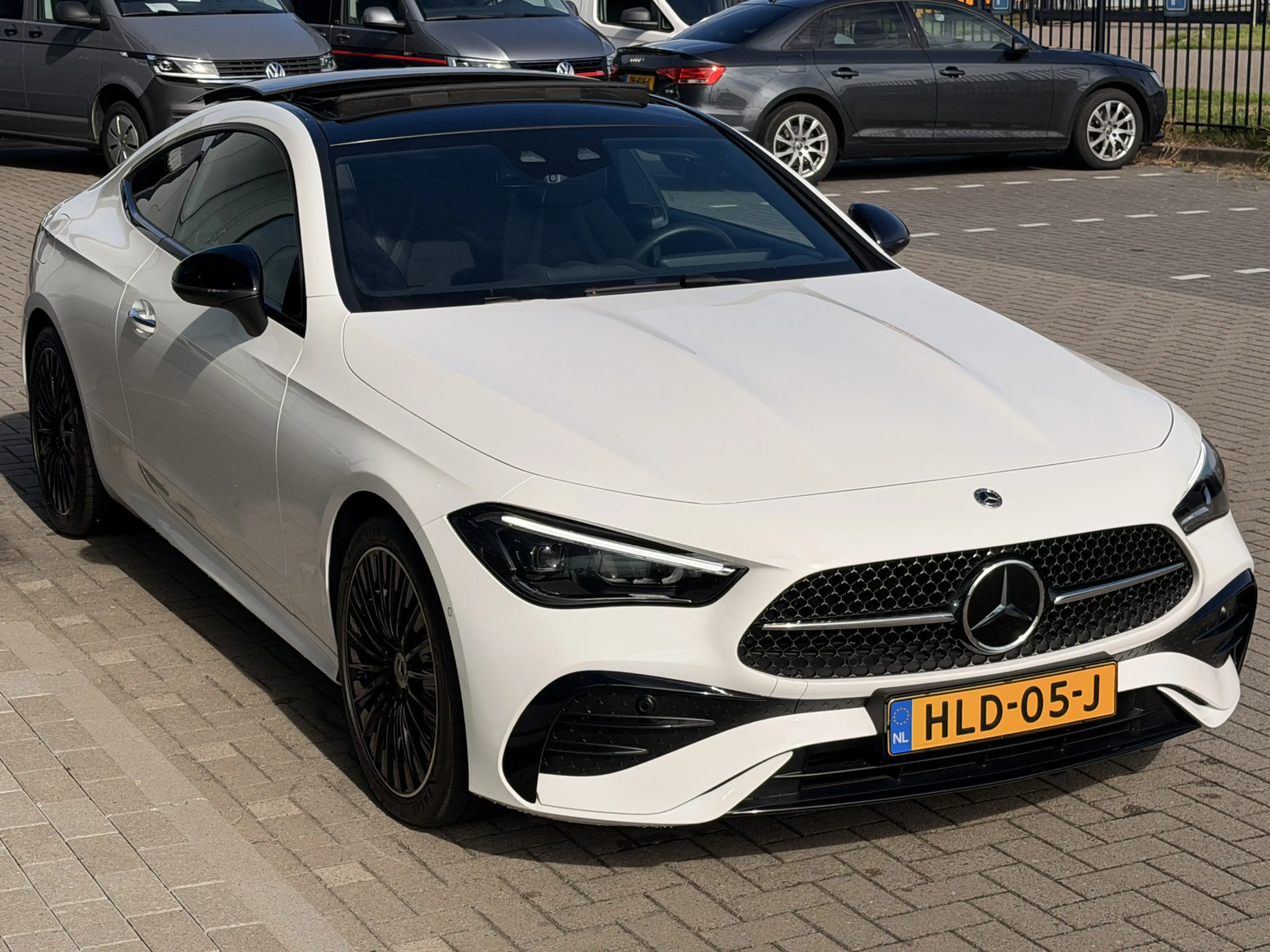 Mercedes-Benz CLE 200 Coupé AMG Line | Pano. dak | Night pakket | — photo 12