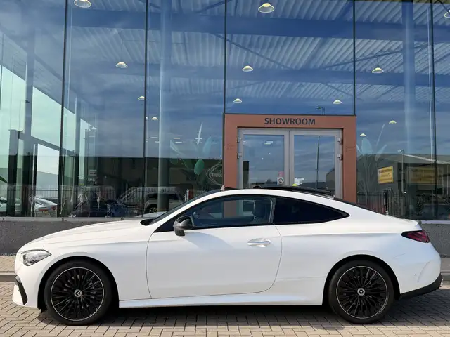 Mercedes-Benz Cle view 9