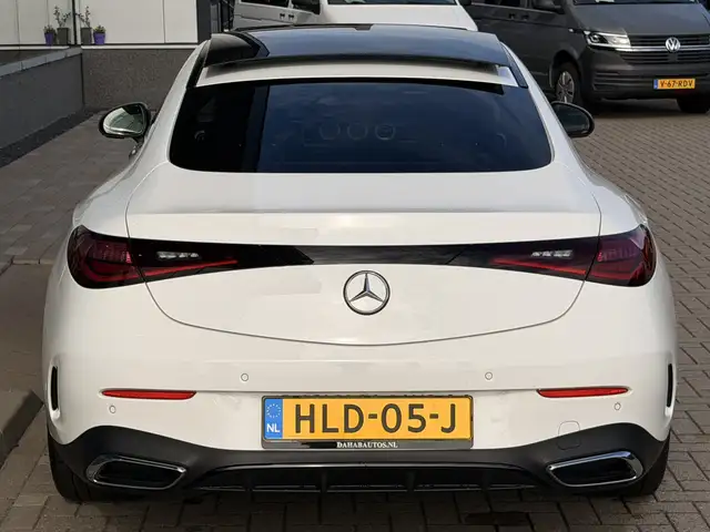 Mercedes-Benz Cle view 18